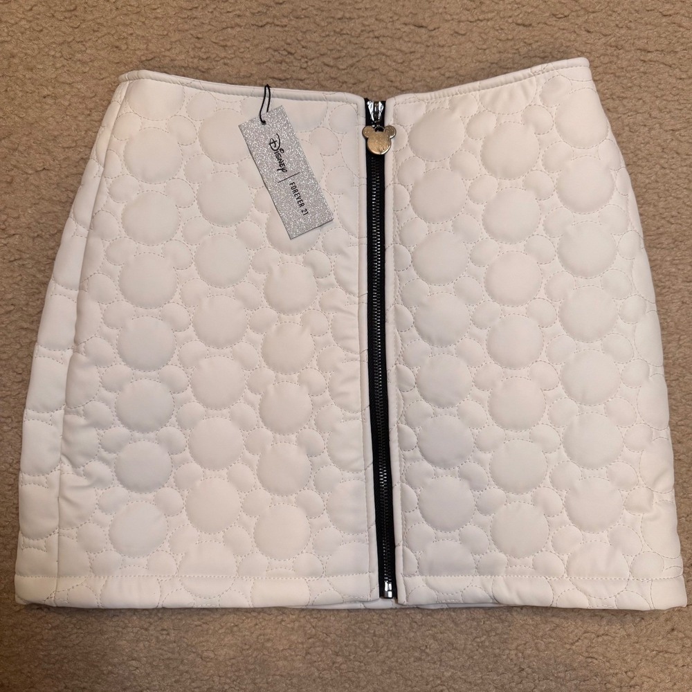 NWT Disney x Forever 21 Hidden Mickey Mouse Couture Quilted Front Zip Sz M - Picture 8 of 11